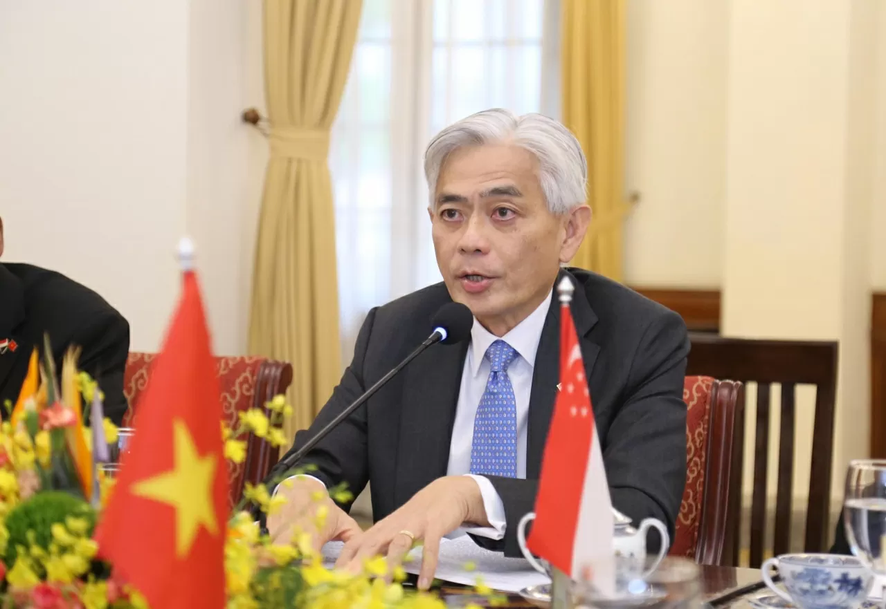 Bí thư Thường trực Albert Chua khẳng định Singapore luôn sẵn sàng chia sẻ kinh nghiệm với Việt Nam, và các nước Mê Công không chỉ trong đào tạo nguồn nhân lực, chuyển đổi số, thành phố thông minh… (Ảnh: Thành Long)