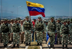 Lý do Venezuela đổ 15.000 quân tới biên giới? Mexico bác bỏ mọi sự can thiệp nước ngoài vào Caracas