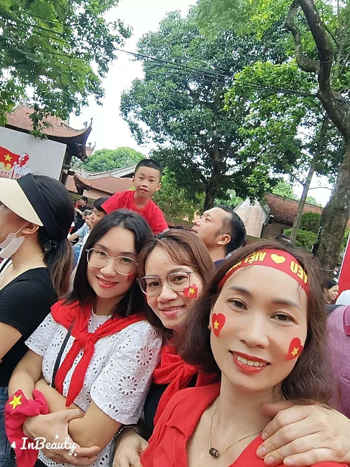 Người dân đổ về Ba Đình check-in