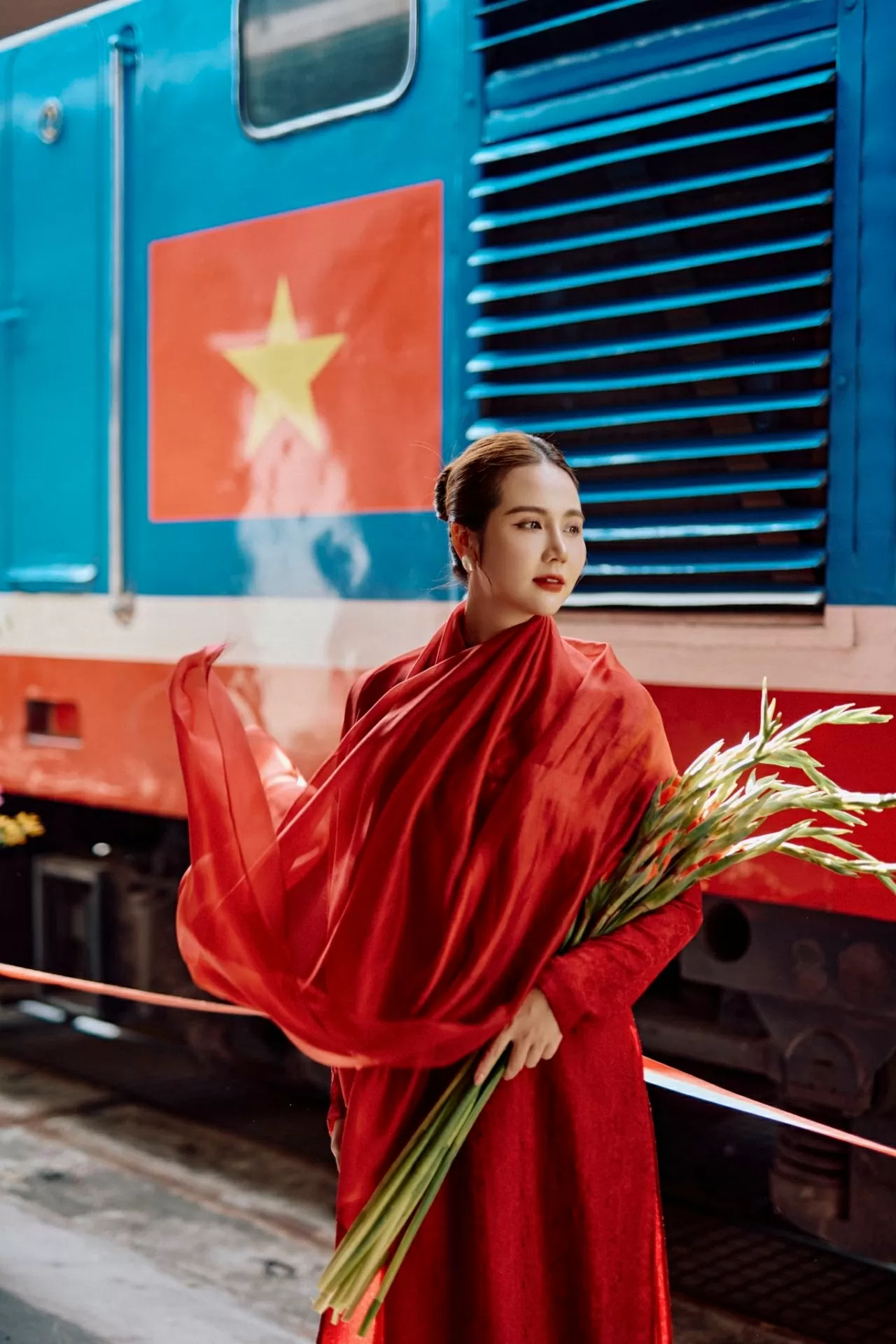 Bộ ảnh đầy cảm xúc của diễn viên Phan Minh Huyền Bộ ảnh đầy cảm xúc của diễn viên Phan Minh Huyền
