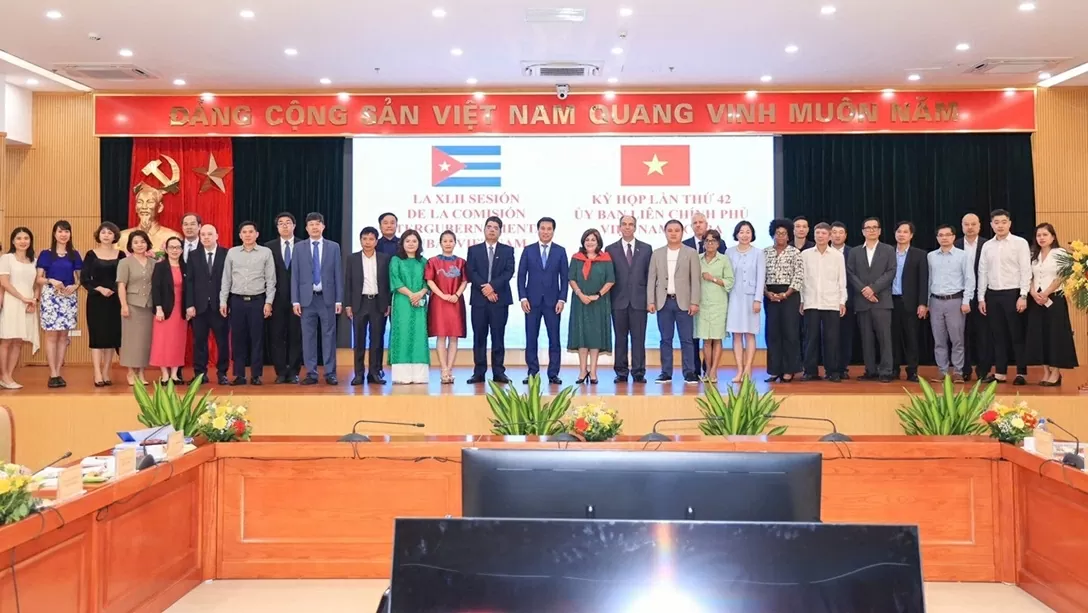 Việt Nam - Cuba Việt Nam - Cuba