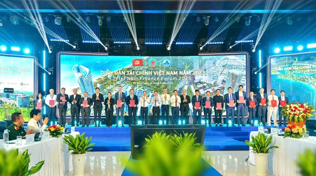 Vietcombank - TP Đà Nẵng đồng hành phát triển dịch vụ tại Trung tâm Tài chính quốc tế Việt Nam
