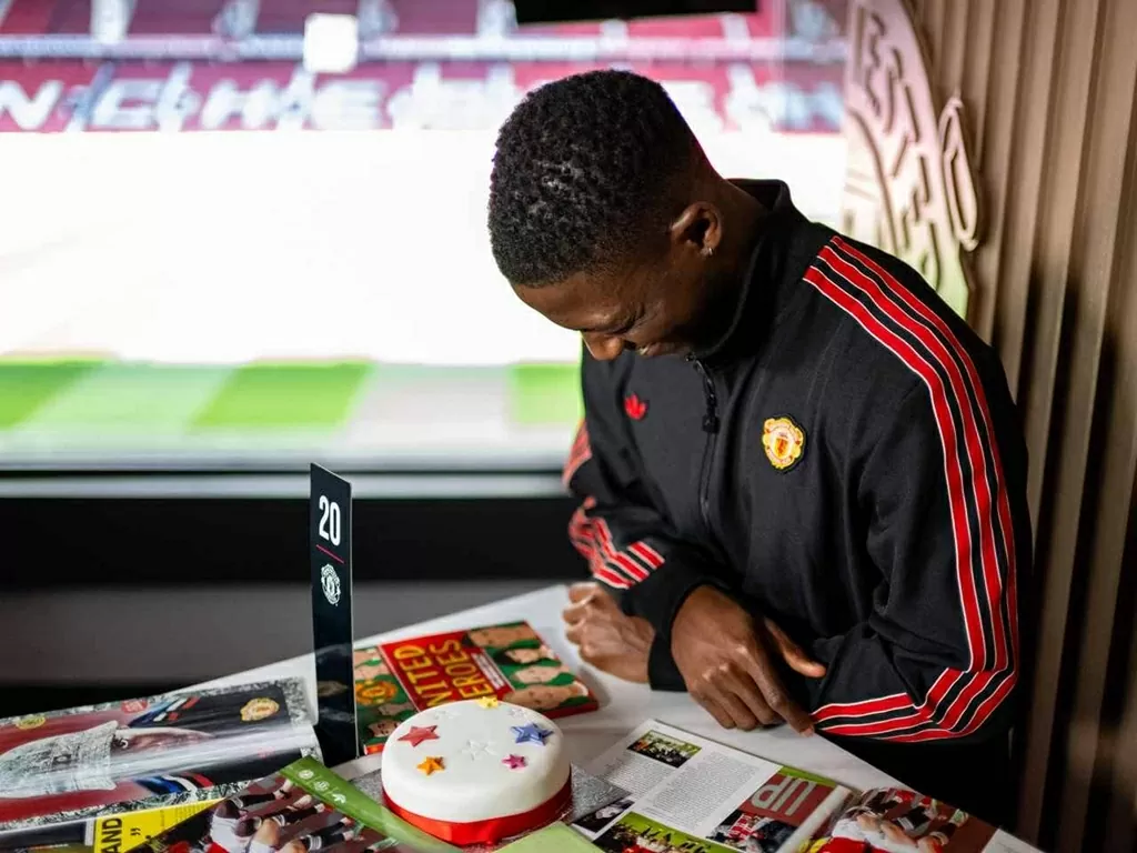 Kobbie Mainoo đề nghị được rời Man Utd
