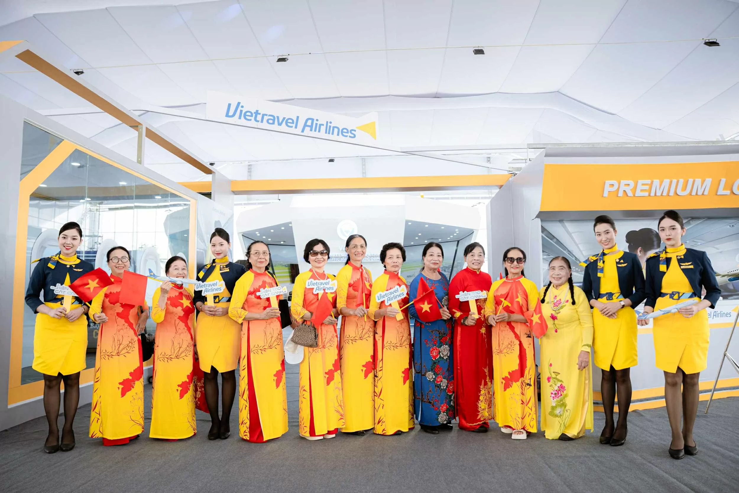 Dấu ấn Vietravel Airlines tại Triển lãm thành tựu đất nước: Khẳng định khát vọng cất cánh từ vùng trời quốc gia