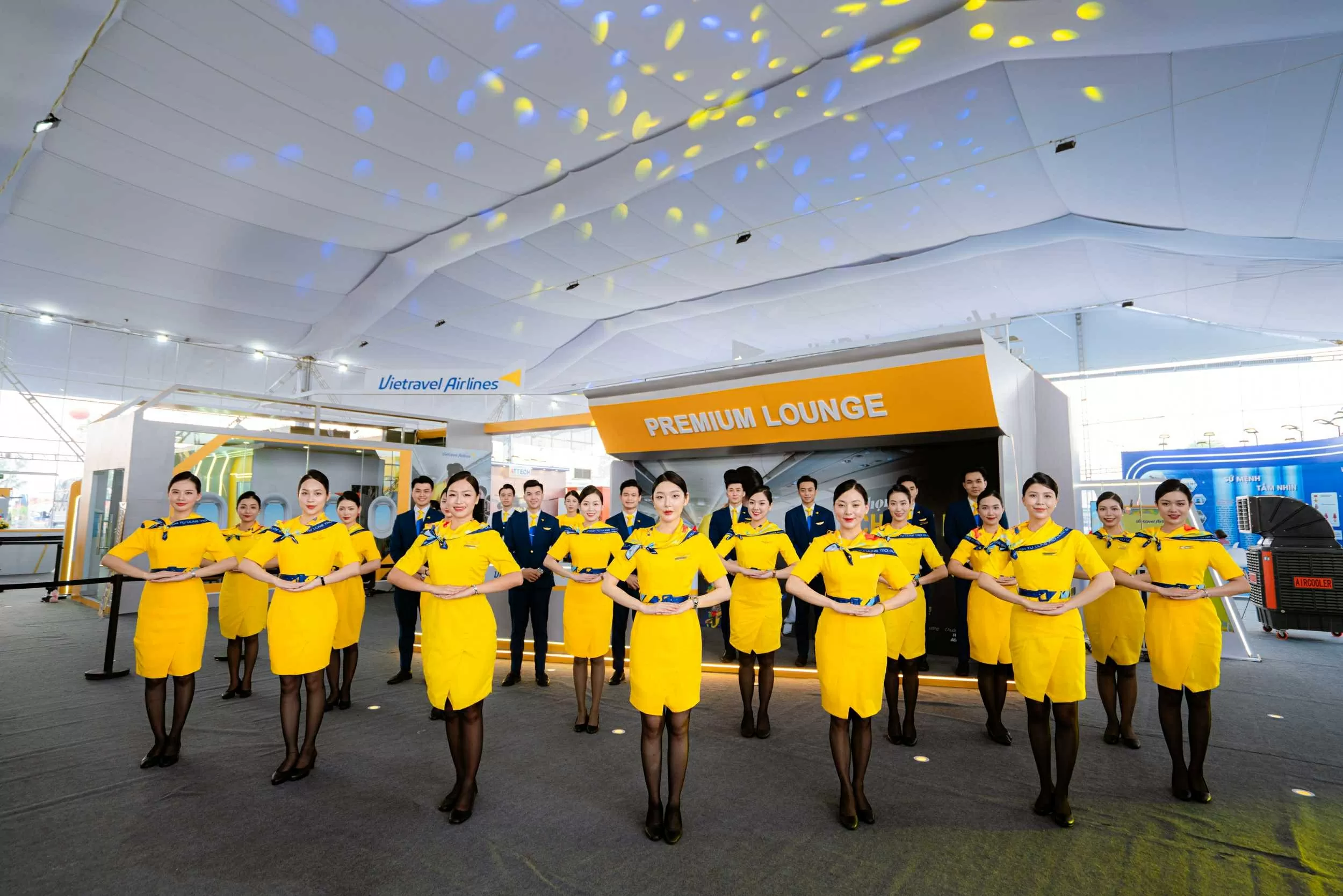 Dấu ấn Vietravel Airlines tại Triển lãm thành tựu đất nước: Khẳng định khát vọng cất cánh từ vùng trời quốc gia