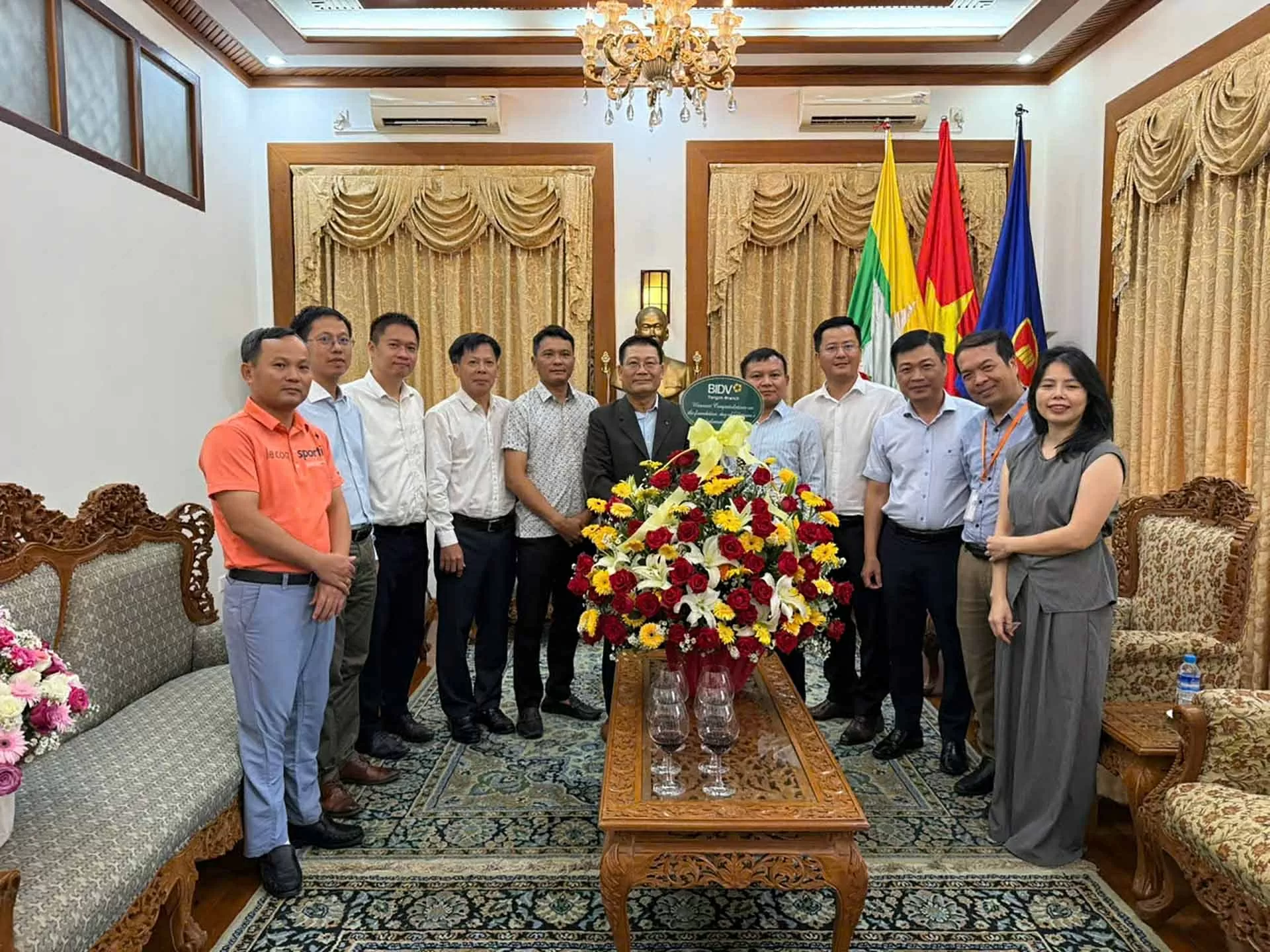 Đại sứ quán Lào tại Myanmar chúc mừng 80 năm Quốc khánh Việt Nam