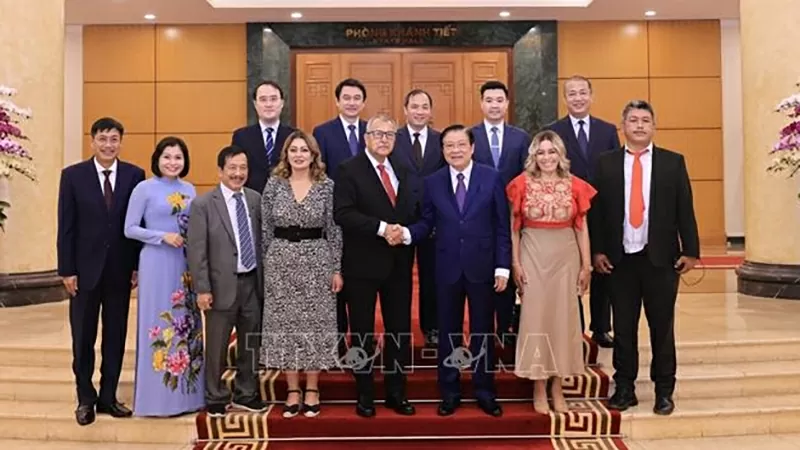 Đồng chí Phan Đình Trạc tiếp đoàn đại biểu cấp cao Đảng Lao động Mexico Đồng chí Phan Đình Trạc tiếp đoàn đại biểu cấp cao Đảng Lao động Mexico