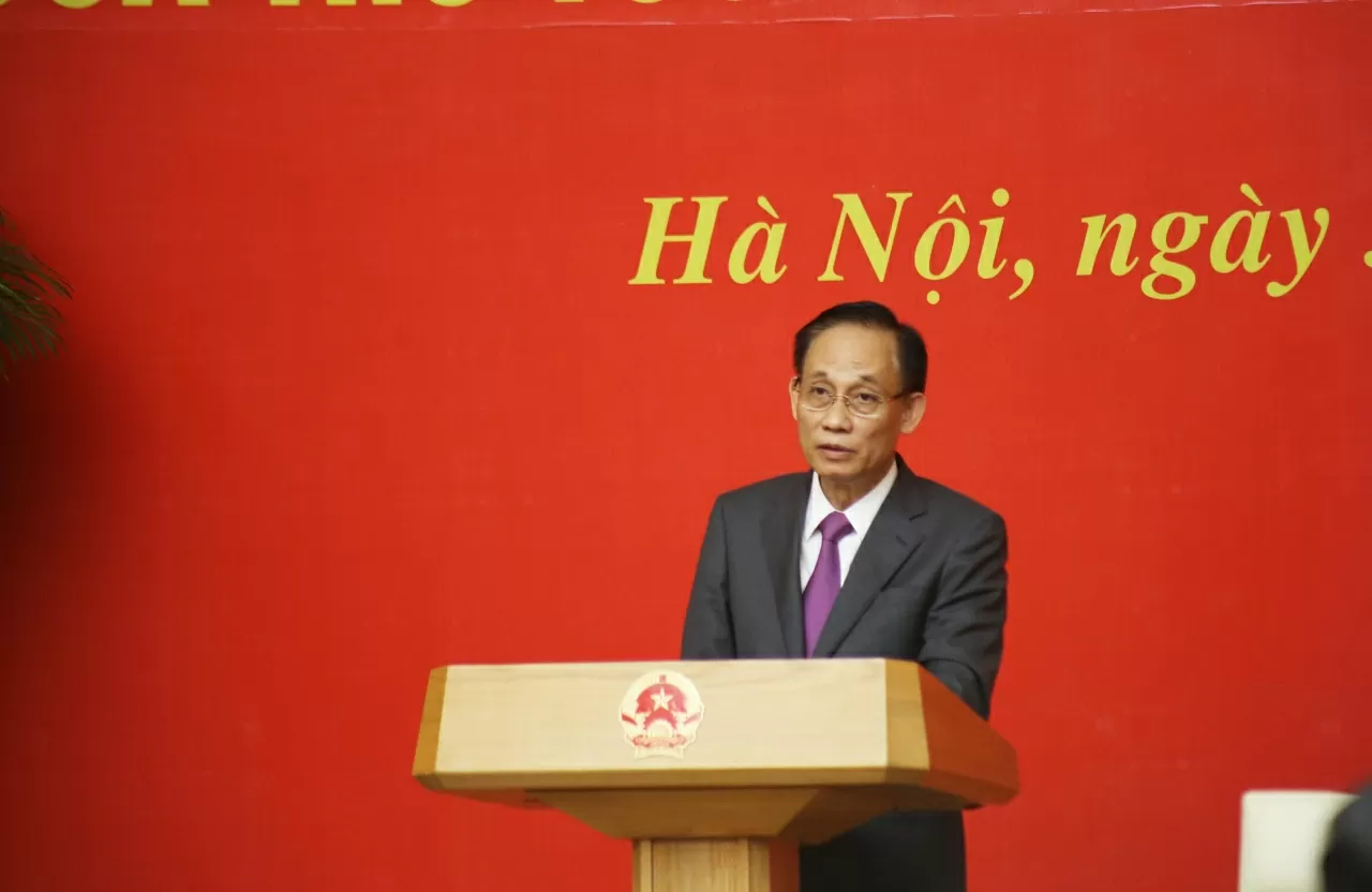 Quyền Bộ trưởng Ngoại giao Lê Hoài Trung phát biểu tại buổi công bố Quyết định. (Ảnh: Thành Long)