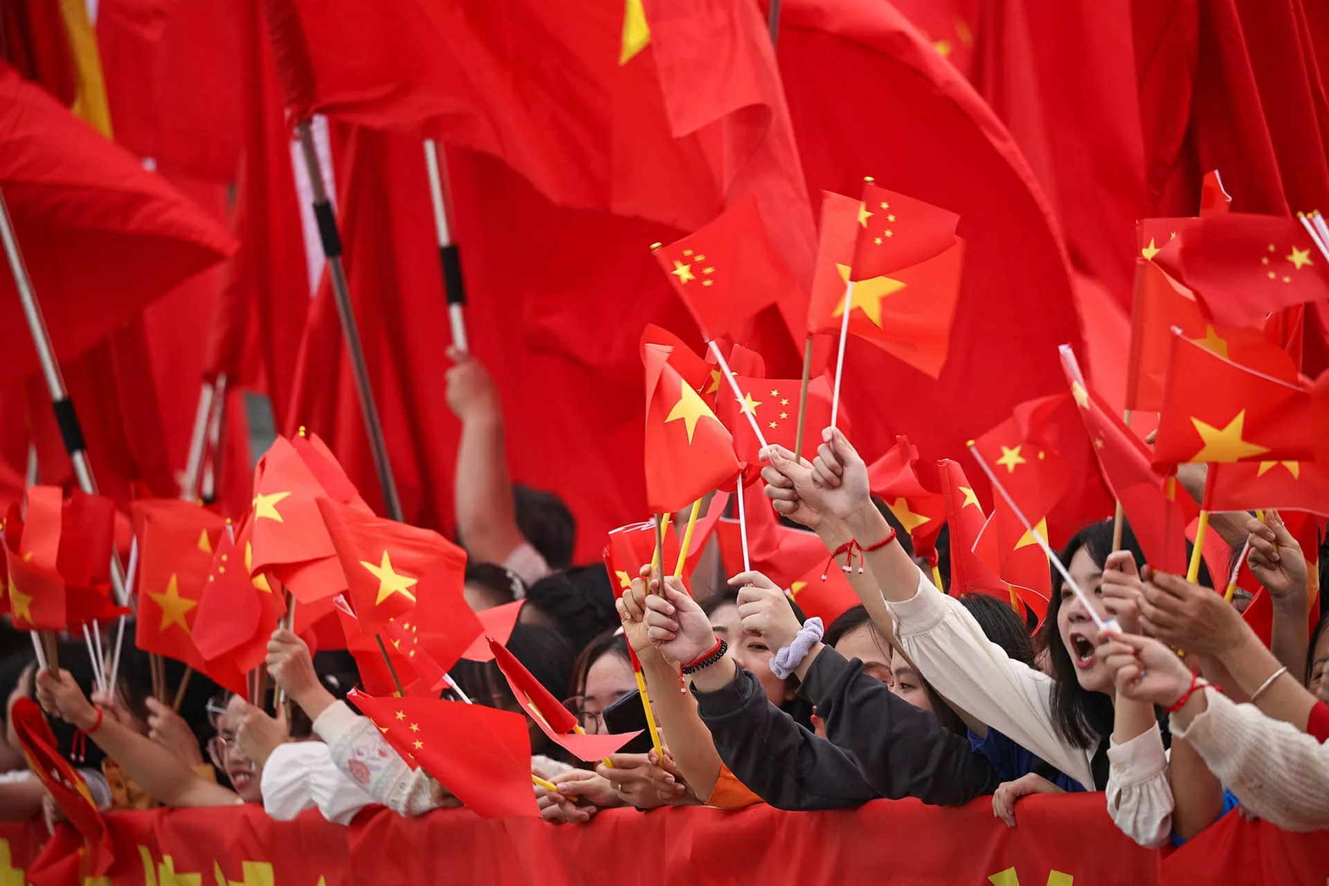 Điểm nhấn, động lực, khí thế! Điểm nhấn, động lực, khí thế!