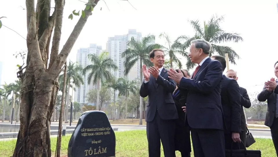 75 năm quan hệ Trung Quốc-Việt Nam: Kế thừa quá khứ, viết tiếp trang mới tương lai 75 năm quan hệ Trung Quốc-Việt Nam: Kế thừa quá khứ, viết tiếp trang mới tương lai
