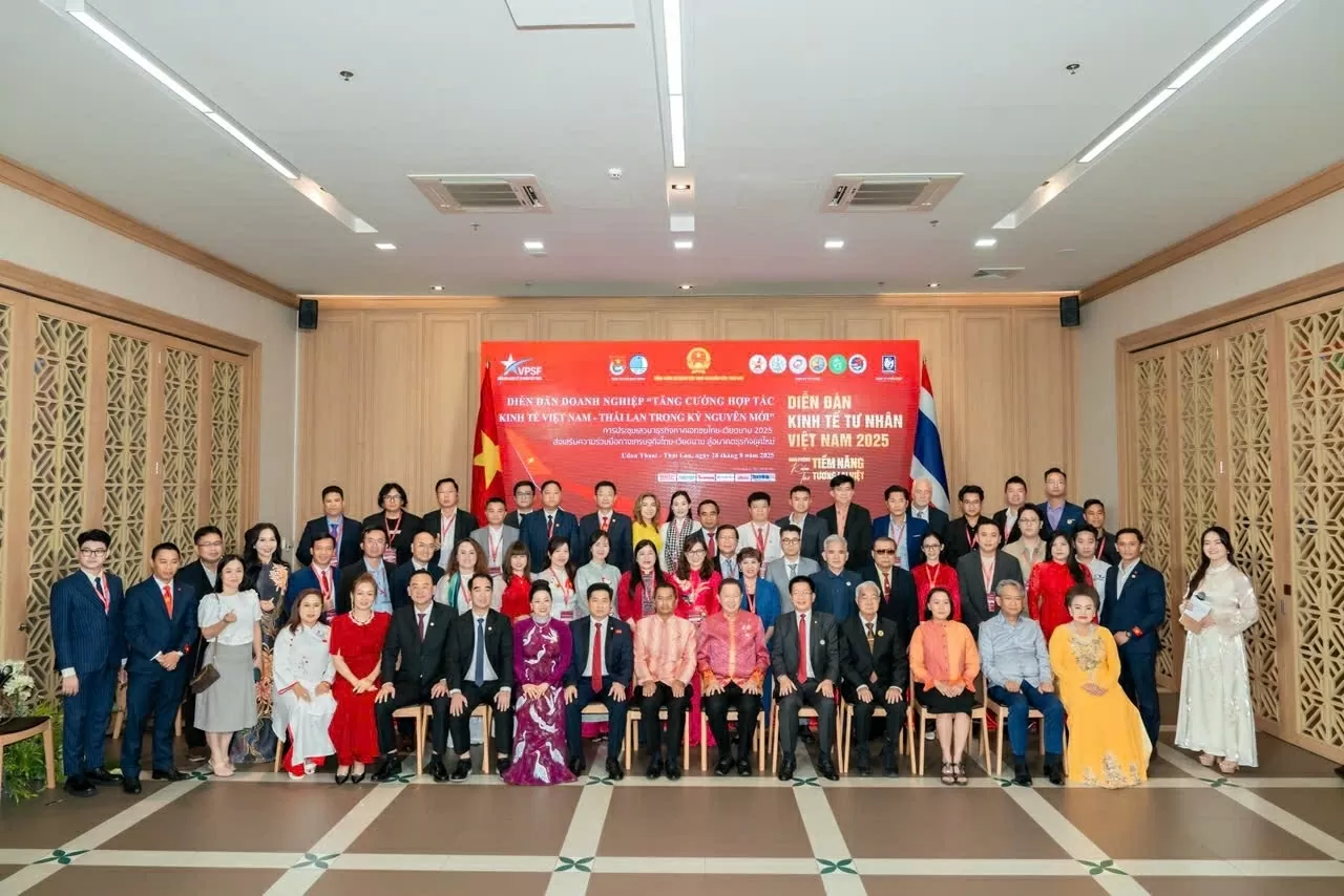 Chuỗi hoạt động chào mừng 80 năm Quốc khánh tại Udon Thani (Thái Lan) Chuỗi hoạt động chào mừng 80 năm Quốc khánh tại Udon Thani (Thái Lan)