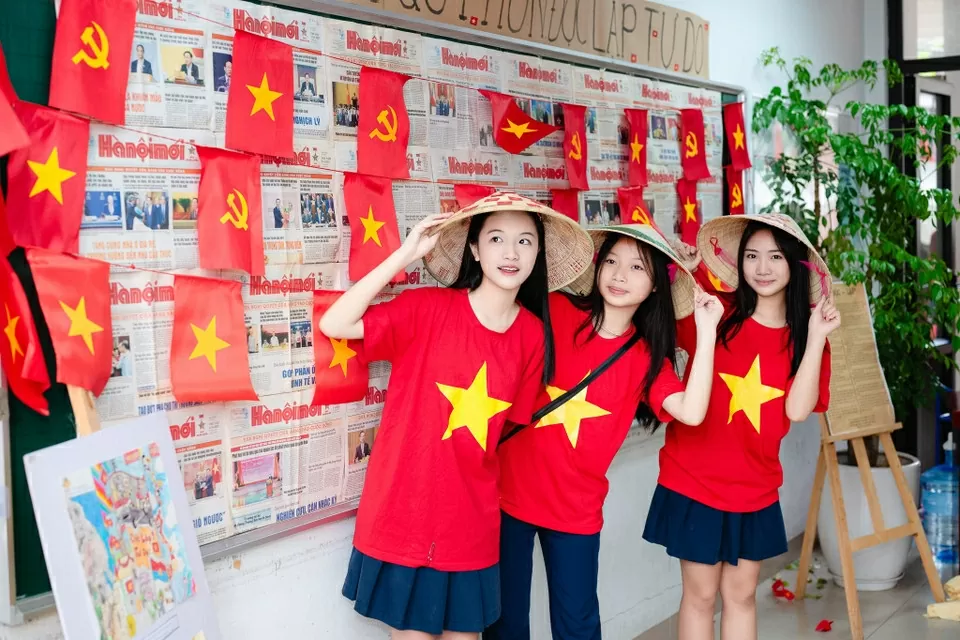 Quốc khánh 2/9: Nhà trường khơi tình yêu quê hương đất nước, lòng biết ơn và trách nhiệm với tương lai dân tộc của thế hệ học sinh