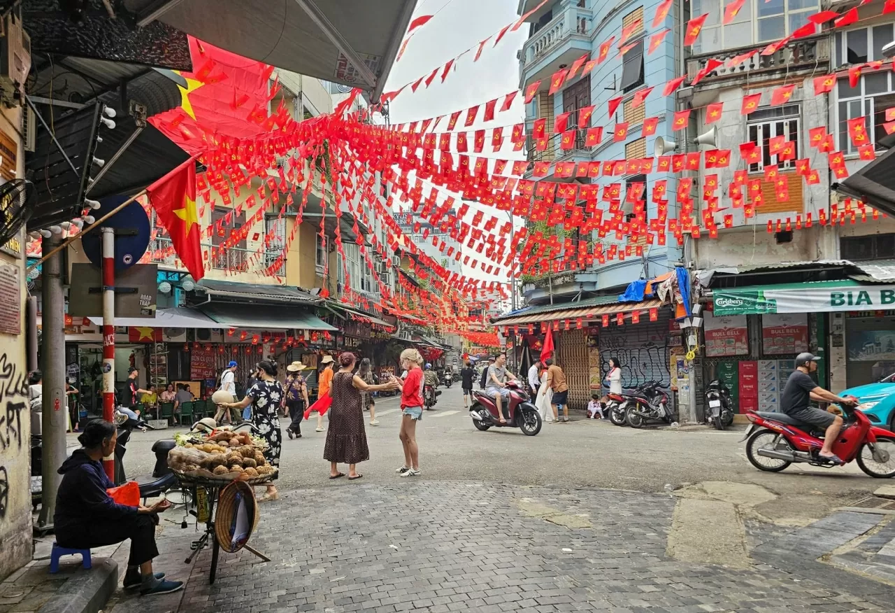 Có một Hà Nội rực rỡ như thế
