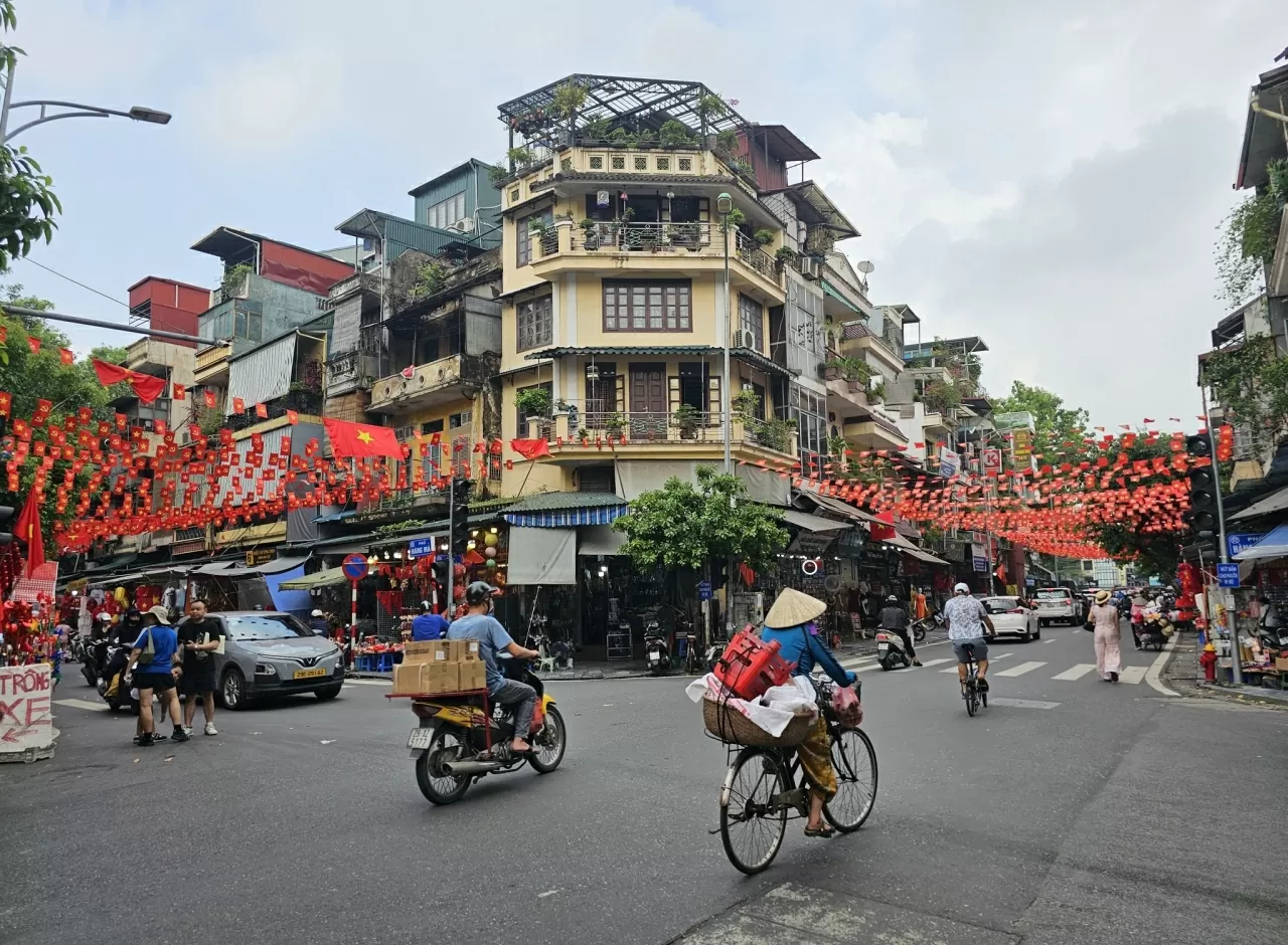 Có một Hà Nội rực rỡ như thế