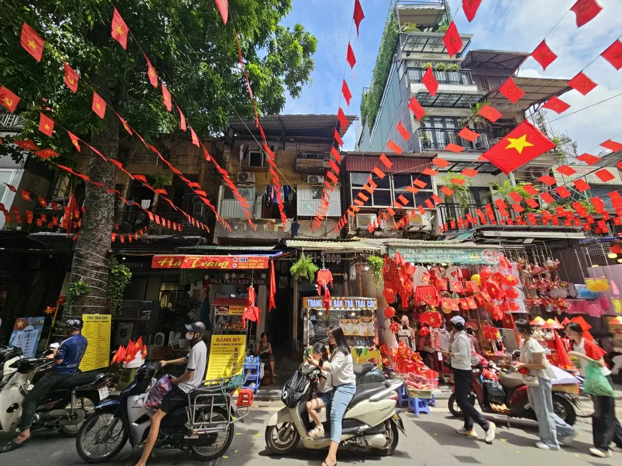 Có một Hà Nội rực rỡ như thế