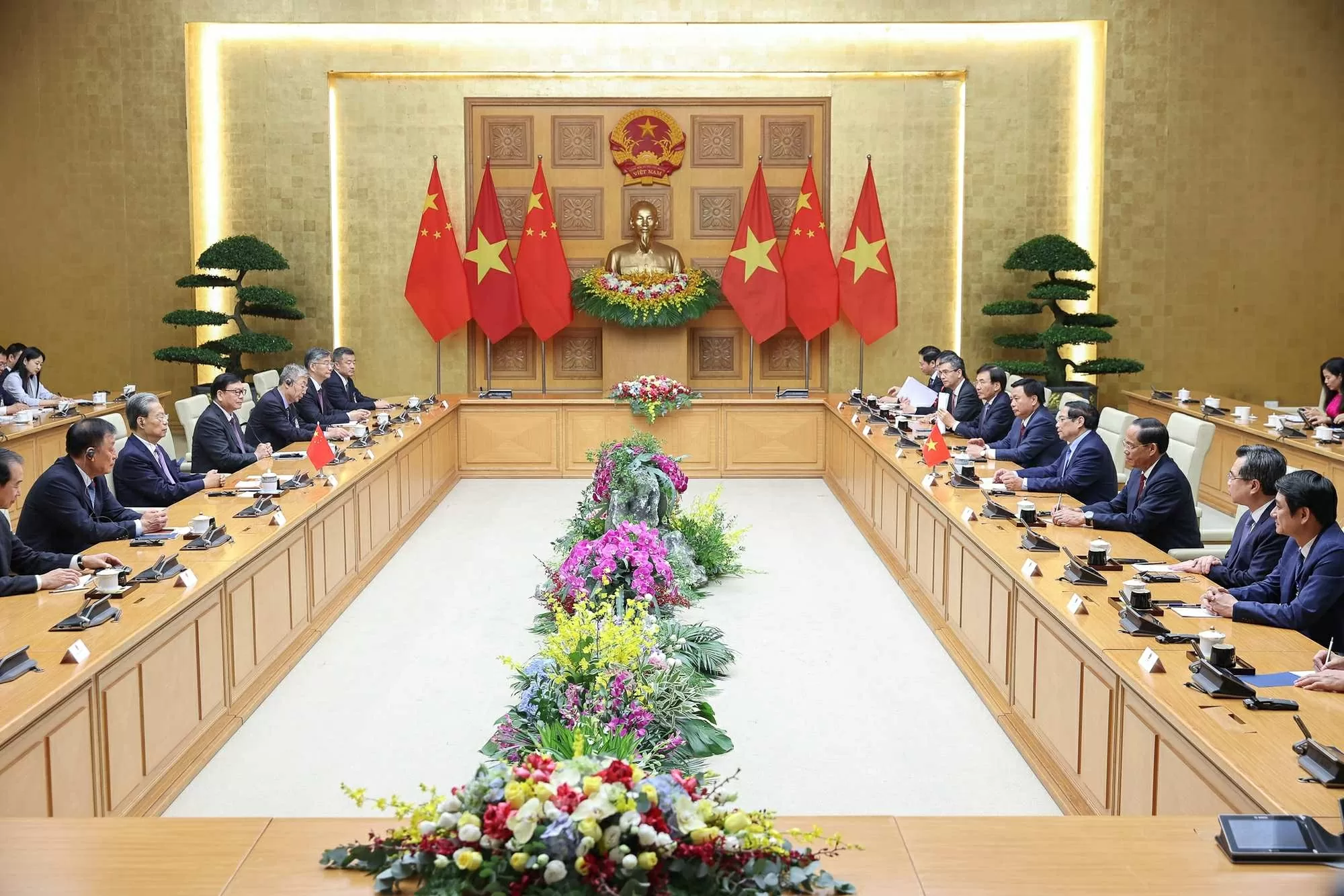 Hai bên nhất trí tiếp tục thực hiện hiệu quả nhận thức chung cấp cao, kiểm soát và giải quyết tốt hơn bất đồng, chia sẻ, thấu hiểu lẫn nhau - Ảnh: VGP/Nhật Bắc Hai bên nhất trí tiếp tục thực hiện hiệu quả nhận thức chung cấp cao, kiểm soát và giải quyết tốt hơn bất đồng, chia sẻ, thấu hiểu lẫn nhau - Ảnh: VGP/Nhật Bắc