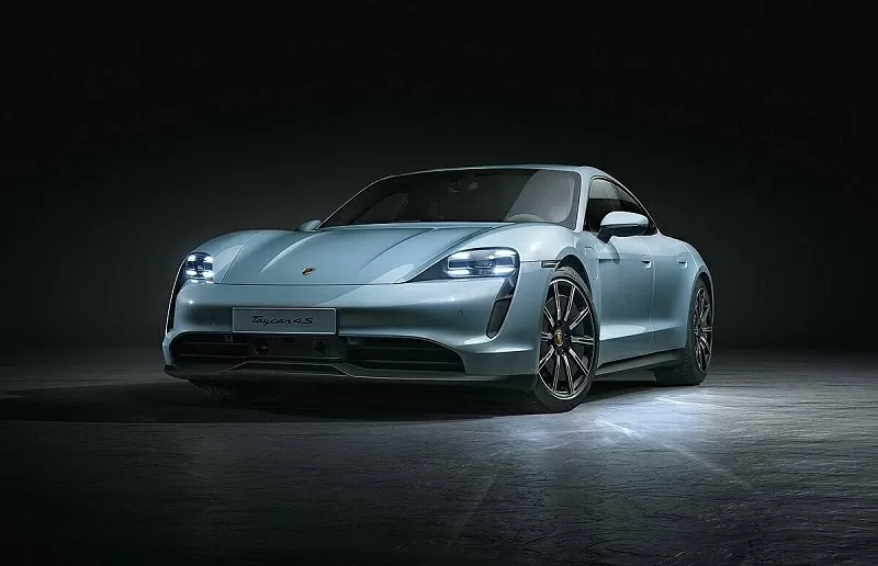 Triệu hồi xe Porsche Taycan tại Việt Nam để khắc phục lỗi phần mềm