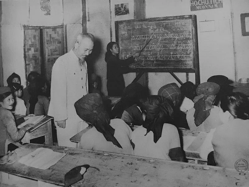 Việt Nam không ngừng bảo đảm và nâng cao quyền thụ hưởng văn hóa của nhân dân Việt Nam không ngừng bảo đảm và nâng cao quyền thụ hưởng văn hóa của nhân dân