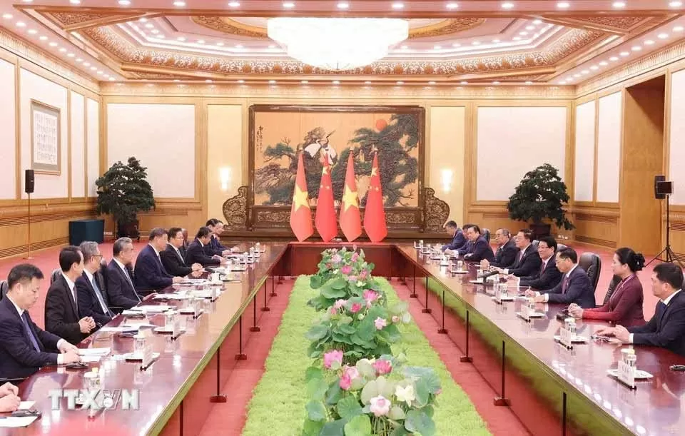 Chủ tịch nước Lương Cường hội đàm với Tổng Bí thư, Chủ tịch nước Trung Quốc Tập Cận Bình