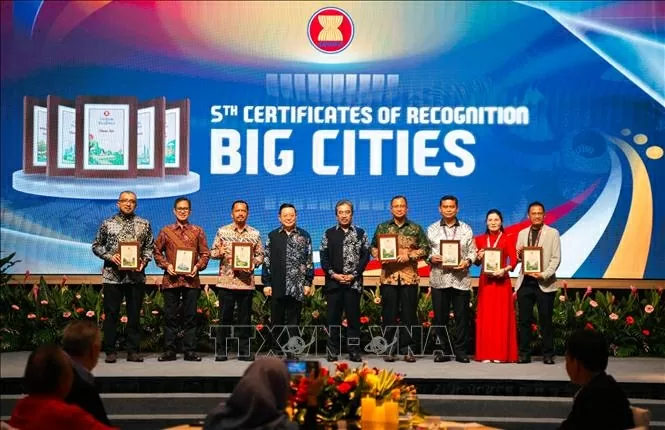 ASEAN vinh danh 2 thành phố Việt Nam về môi trường bền vững