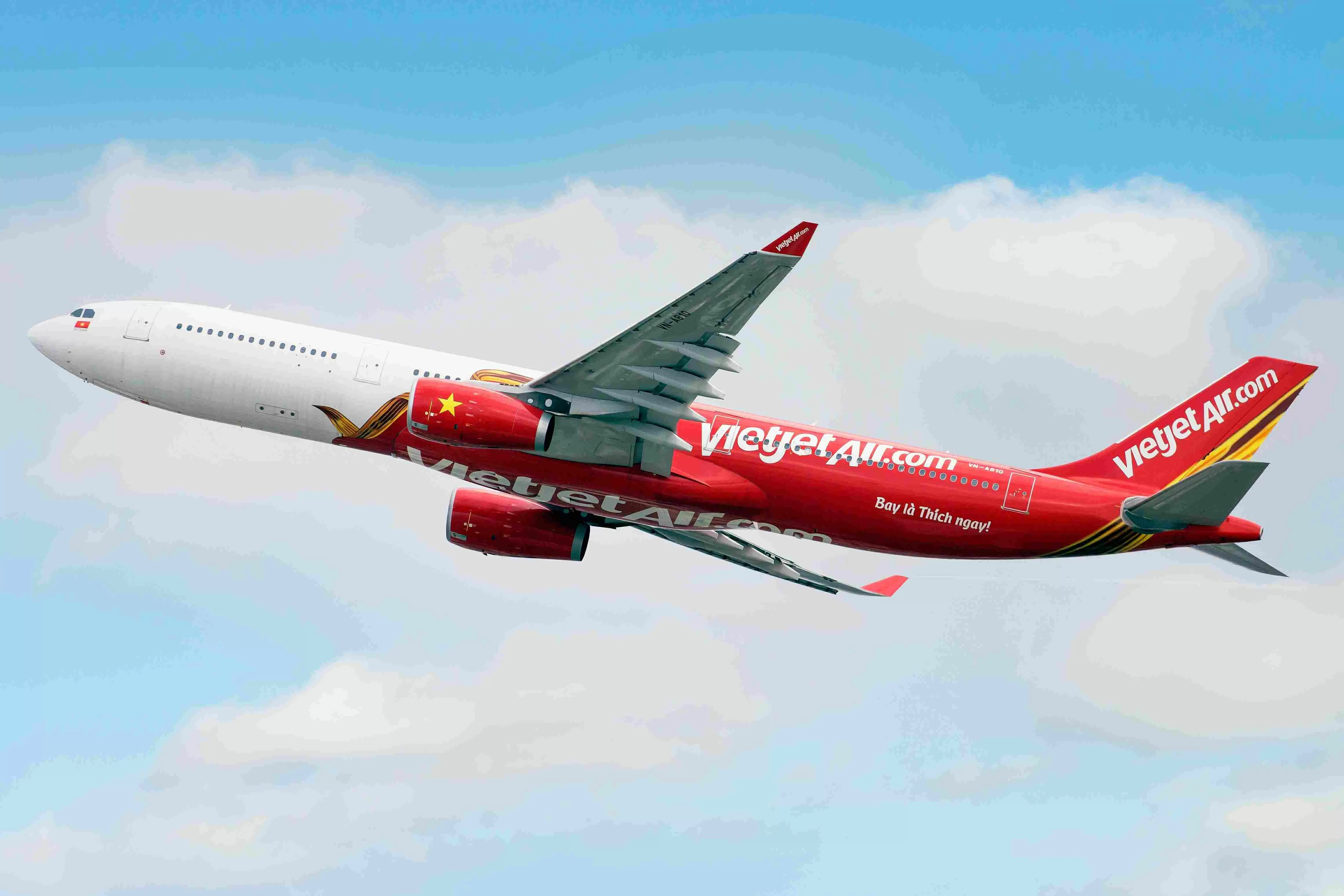 Tưng bừng ưu đãi 9/9, Vietjet khuyến mãi đến 99% giá vé và tặng tới 20kg hành lý miễn phí Tưng bừng ưu đãi 9/9, Vietjet khuyến mãi đến 99% giá vé và tặng tới 20kg hành lý miễn phí