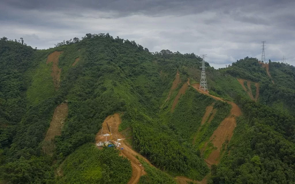 Dự án 500kV Lào Cai - Vĩnh Yên quyết tâm đóng điện trong tháng 9