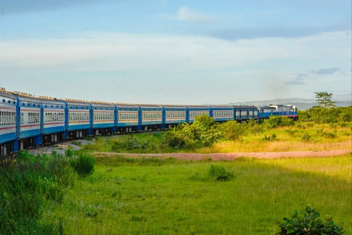 cạnh tranh chiến lược