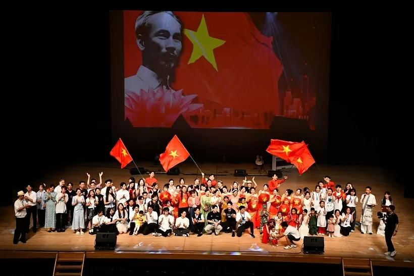 'Tự hào một dải non sông' – Dấu ấn nghệ thuật của người Việt tại vùng Kansai, Nhật Bản