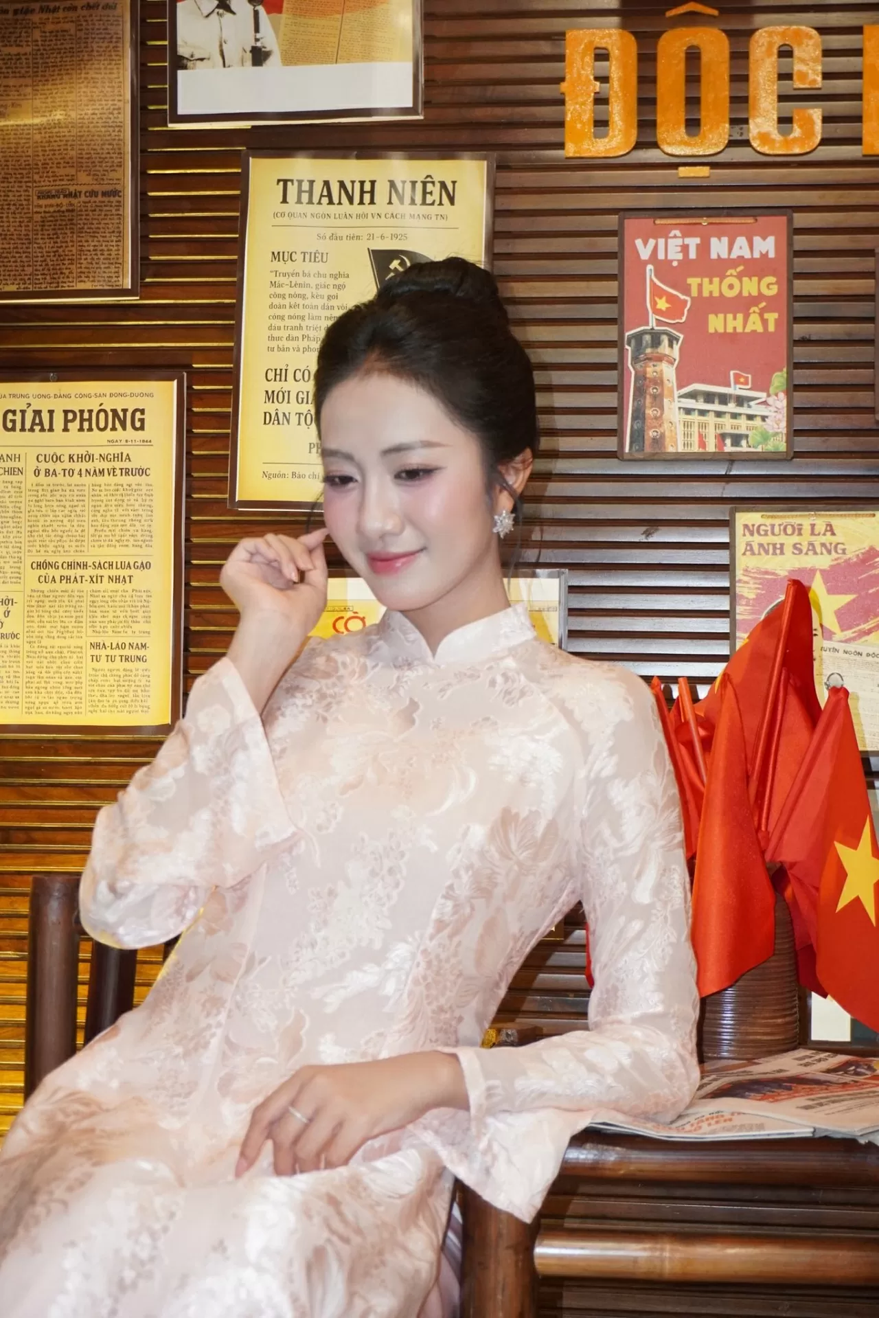 Ngắm nhan sắc dịu dàng của Hoa hậu Hà Trúc Linh