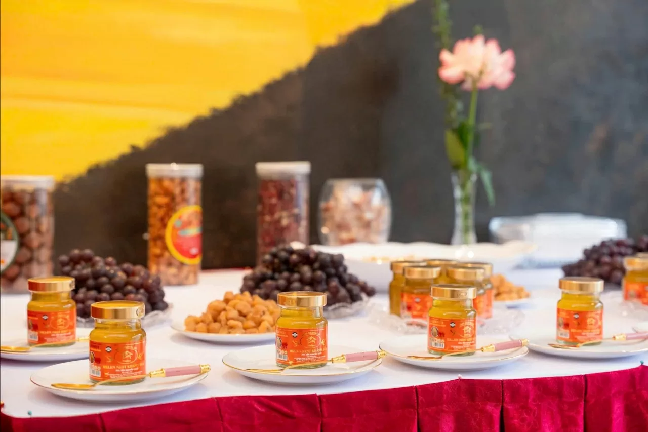 Việt Nam lần đầu tiên có sản phẩm làm từ tổ yến được cấp chứng nhận Halal Việt Nam lần đầu tiên có sản phẩm làm từ tổ yến được cấp chứng nhận Halal