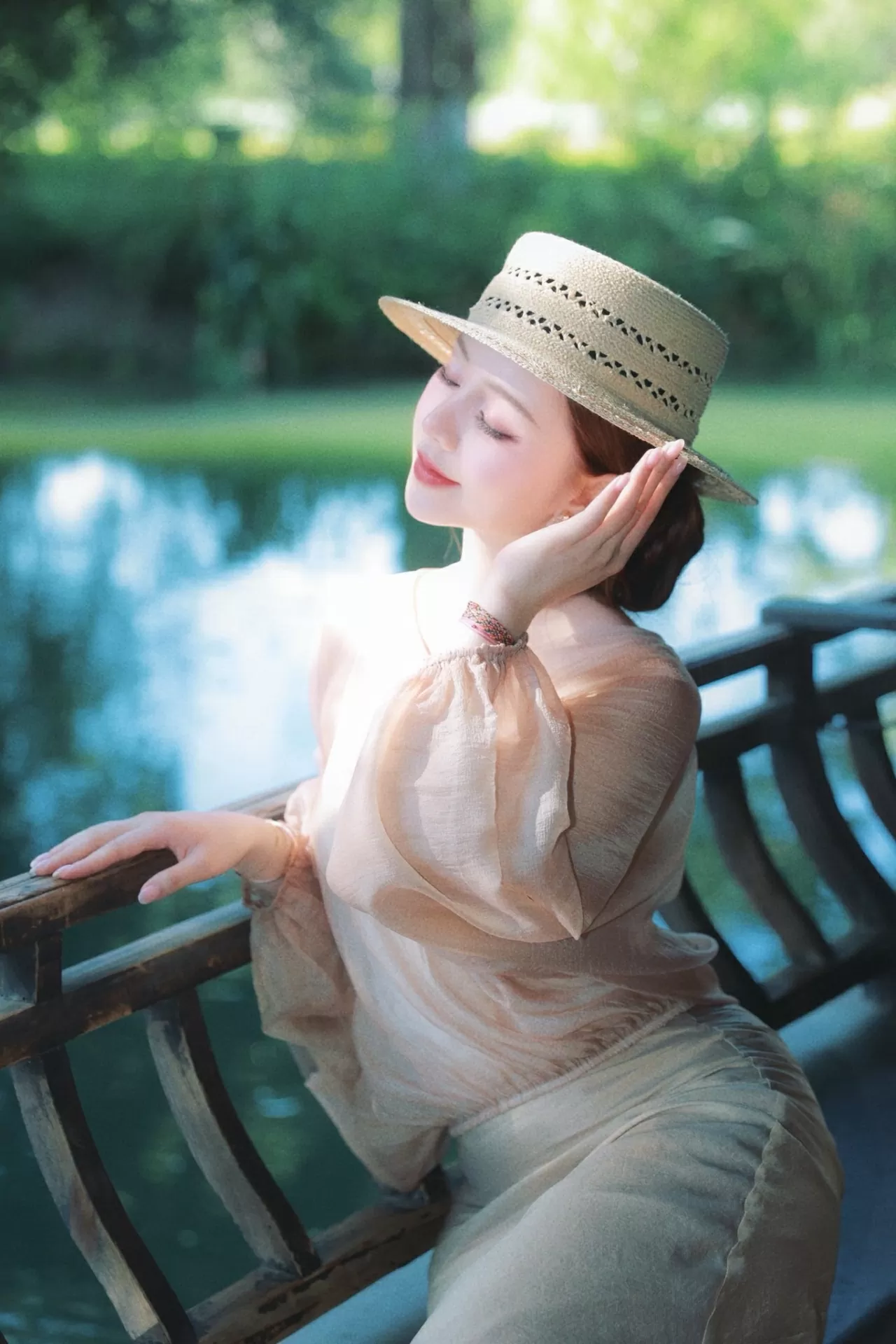 Diễn viên Quỳnh Kool