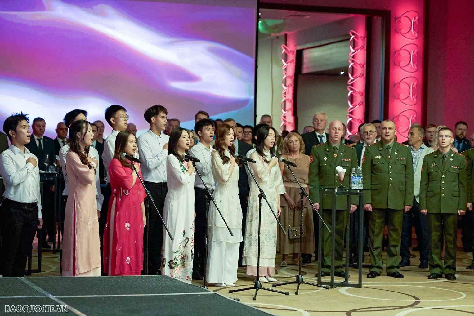 Đại sứ quán Việt Nam tại Belarus chiêu đãi kỷ niệm 80 năm Quốc khánh Đại sứ quán Việt Nam tại Belarus chiêu đãi kỷ niệm 80 năm Quốc khánh