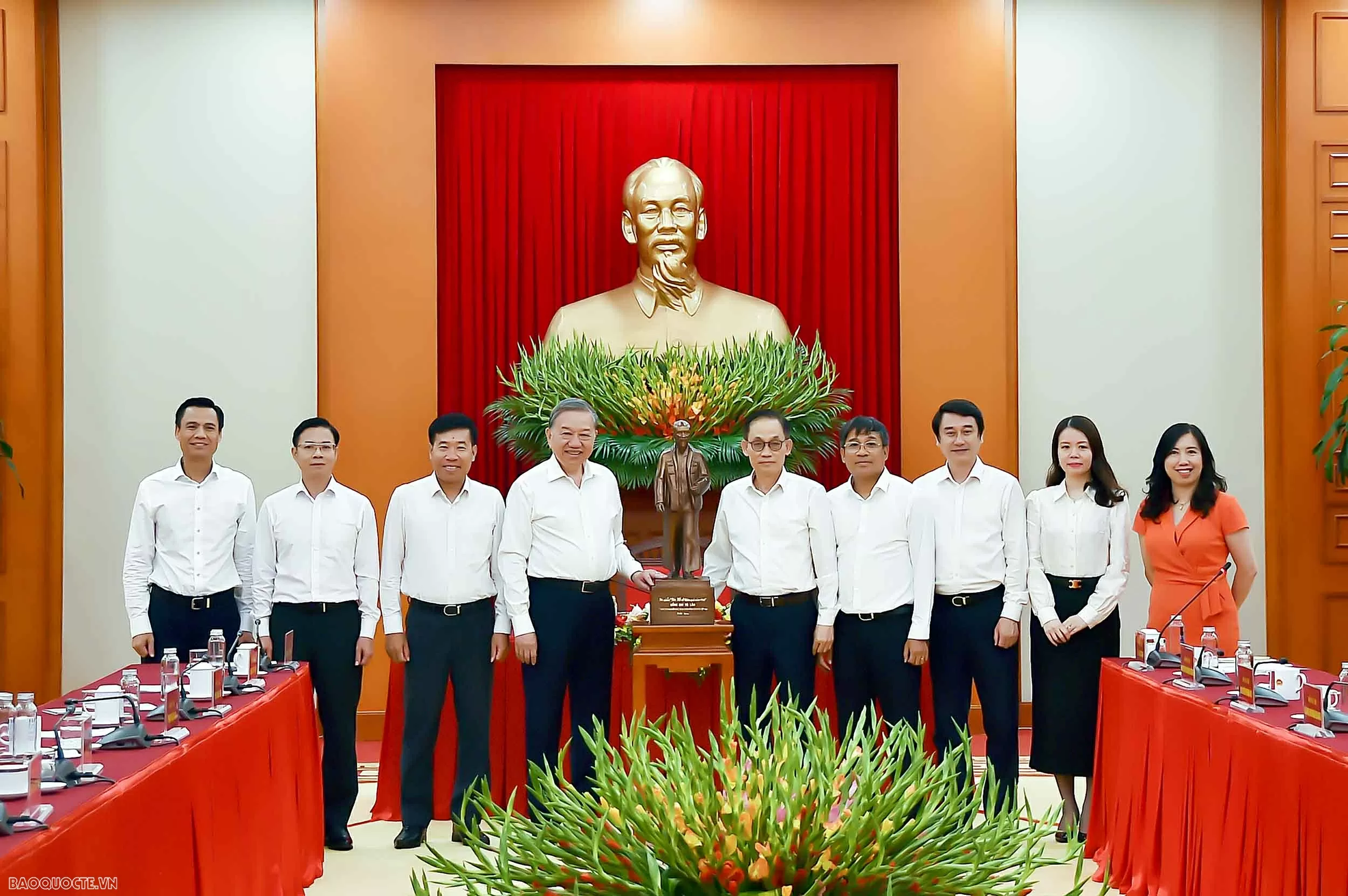 Tổng Bí thư Tô Lâm: Phát huy mạnh mẽ hơn nữa vai trò tiên phong và nhiệm vụ trọng yếu, thường xuyên của đối ngoại và hội nhập quốc tế