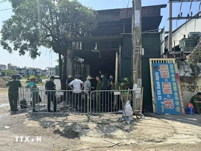 Vụ cháy xưởng ở Hà Nội: Phó Thủ tướng yêu cầu khẩn trương điều tra nguyên nhân Vụ cháy xưởng ở Hà Nội: Phó Thủ tướng yêu cầu khẩn trương điều tra nguyên nhân