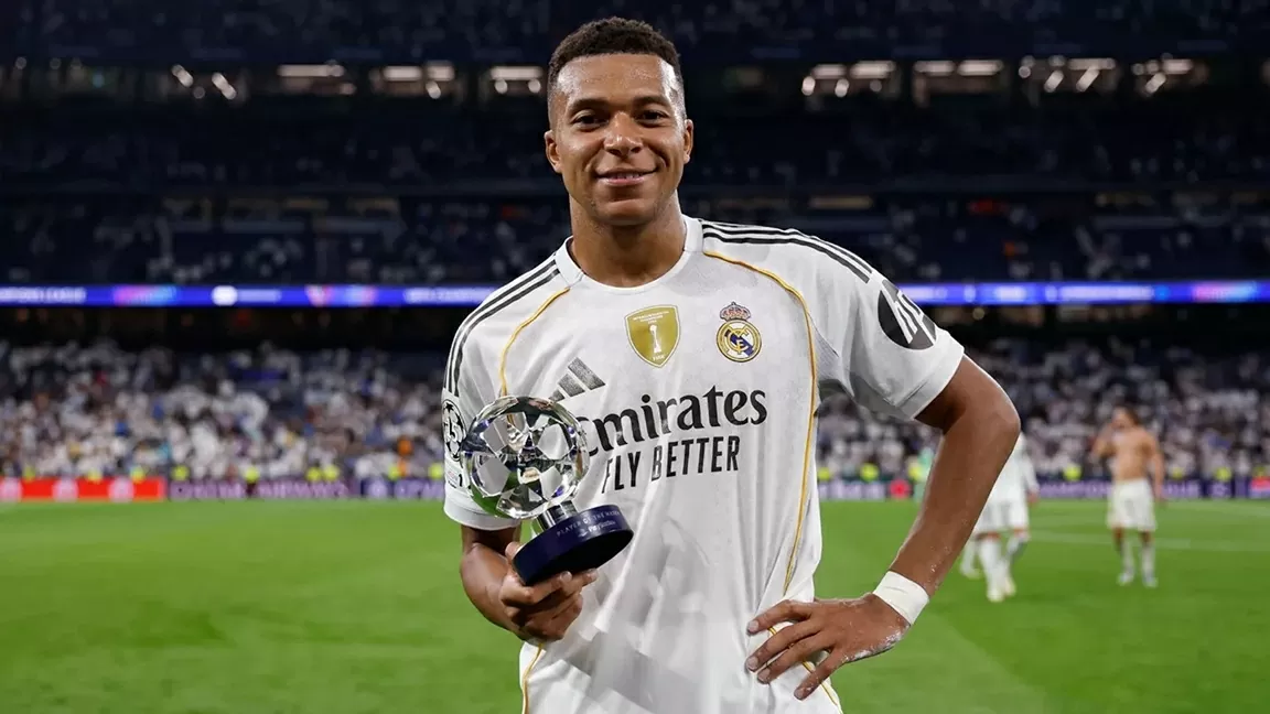 Mbappe sánh vai Cristiano Ronaldo, vượt Van Gol Mbappe sánh vai Cristiano Ronaldo, vượt Van Gol
