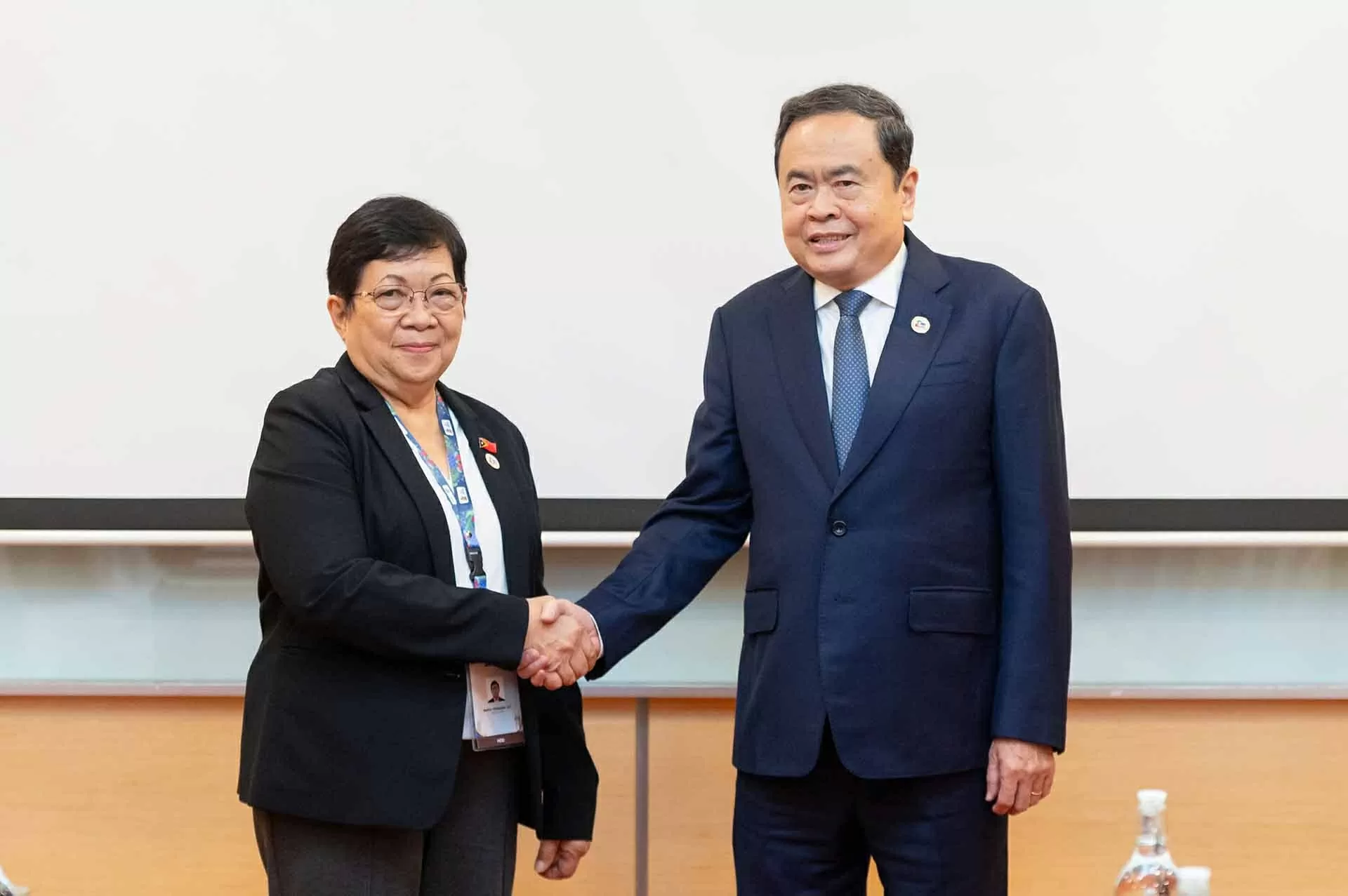 Chủ tịch Quốc hội Trần Thanh Mẫn gặp song phương các nhà lãnh đạo trong khuôn khổ AIPA-46