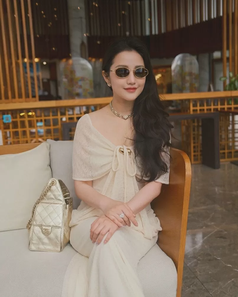 Hoa hậu Đặng Thu Thảo
