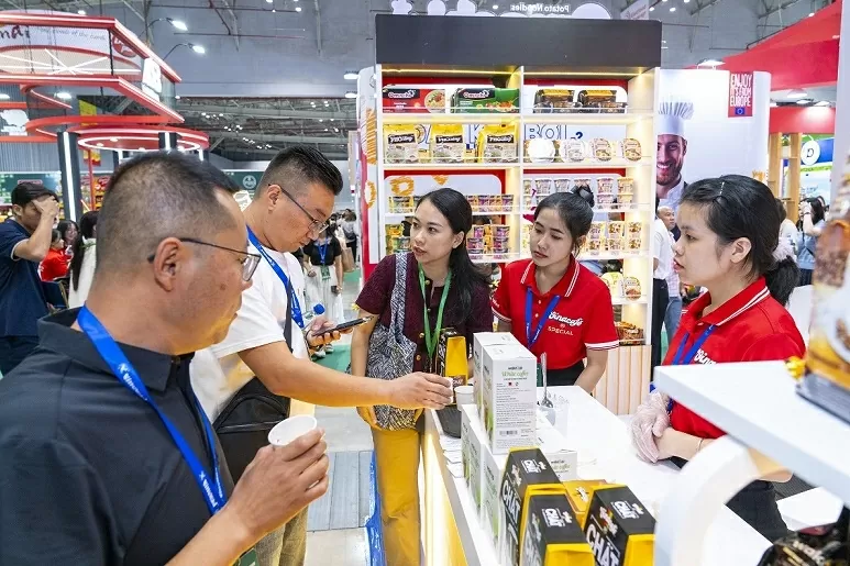 Khởi động chiến dịch 150 năm Di sản vươn cao
