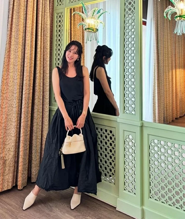 Son Ye Jin chuộng kiểu tóc buộc nửa đầu từ sự kiện sang trọng đến cuộc sống thường ngày