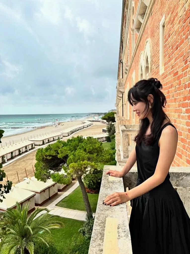 Son Ye Jin chuộng kiểu tóc buộc nửa đầu từ sự kiện đến hằng ngày