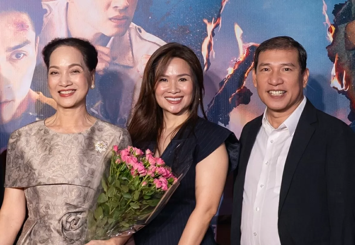 Phim 'Tử chiến trên không' ra mắt khán giả Hà Nội, NSƯT Quang Thắng dành lời khen đặc biệt Phim 'Tử chiến trên không' ra mắt khán giả Hà Nội, NSƯT Quang Thắng dành lời khen đặc biệt