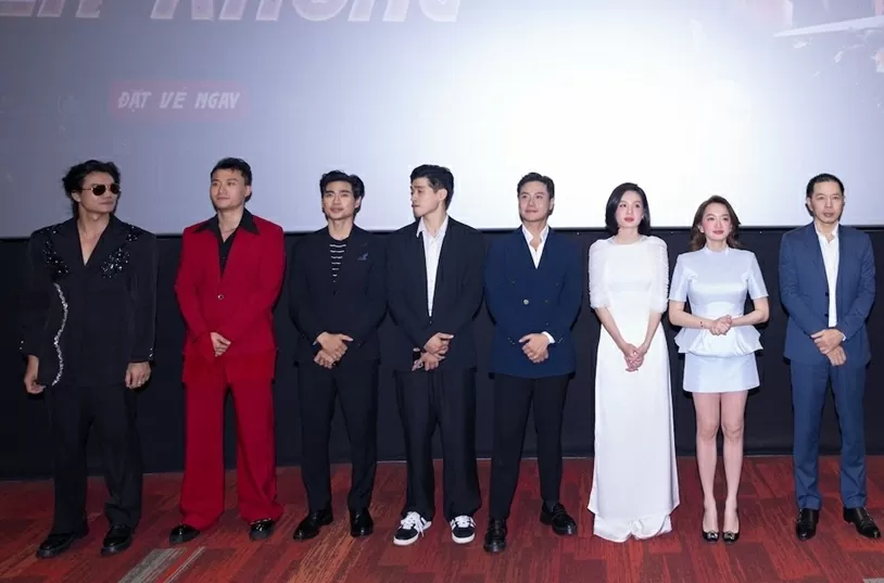 Phim 'Tử chiến trên không' ra mắt khán giả Hà Nội, NSƯT Quang Thắng dành lời khen đặc biệt Phim 'Tử chiến trên không' ra mắt khán giả Hà Nội, NSƯT Quang Thắng dành lời khen đặc biệt