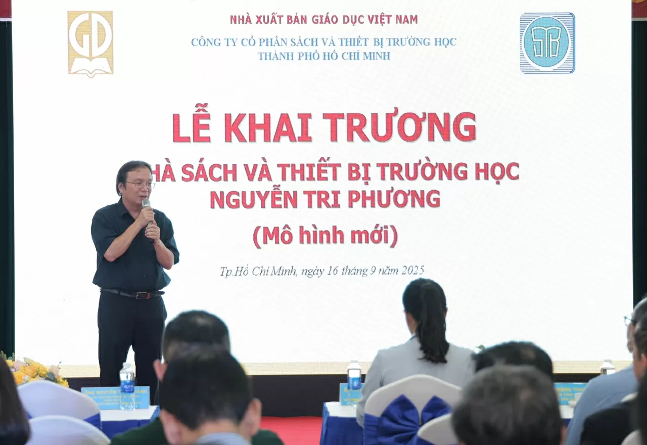 Khai trương nhà sách và thiết bị trường học Nguyễn Tri Phương: Mở cửa tri thức