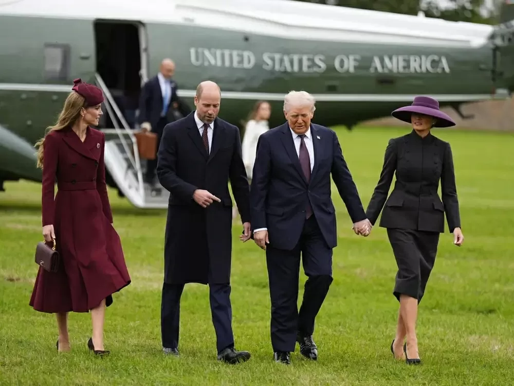 Đệ nhất phu nhân Mỹ Melania Trump và Công nương Kate Middleton gây ấn tượng tại tiệc chiêu đãi Hoàng gia Anh