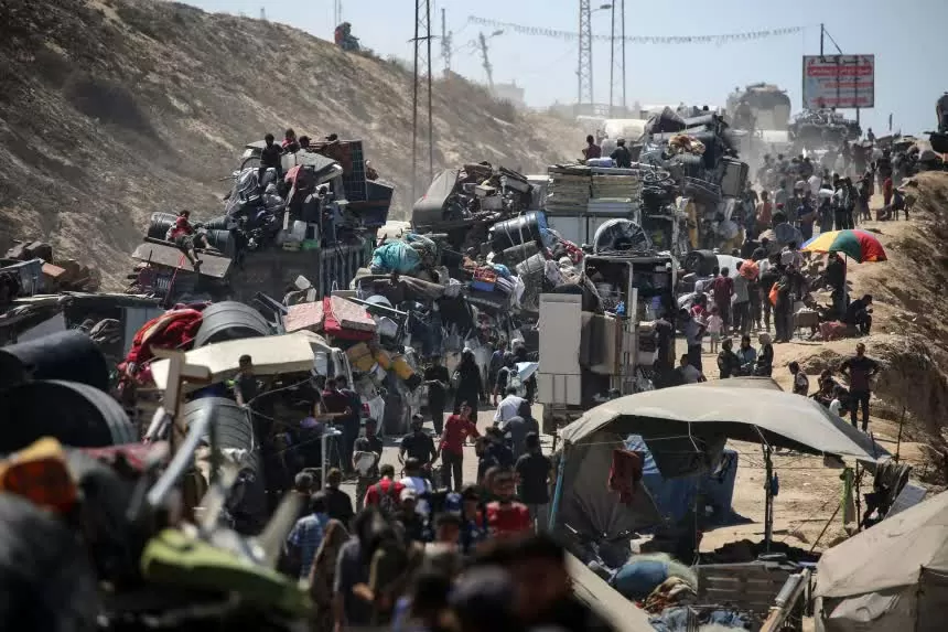 Người dân Palestine từ Thành phố Gaza di chuyển về phía nam. (Nguồn: Getty Images) Người dân Palestine từ Thành phố Gaza di chuyển về phía nam. (Nguồn: Getty Images)