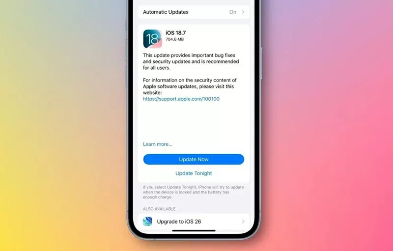 Apple phát hành iOS 18.7 song song với iOS 26. Apple phát hành iOS 18.7 song song với iOS 26.