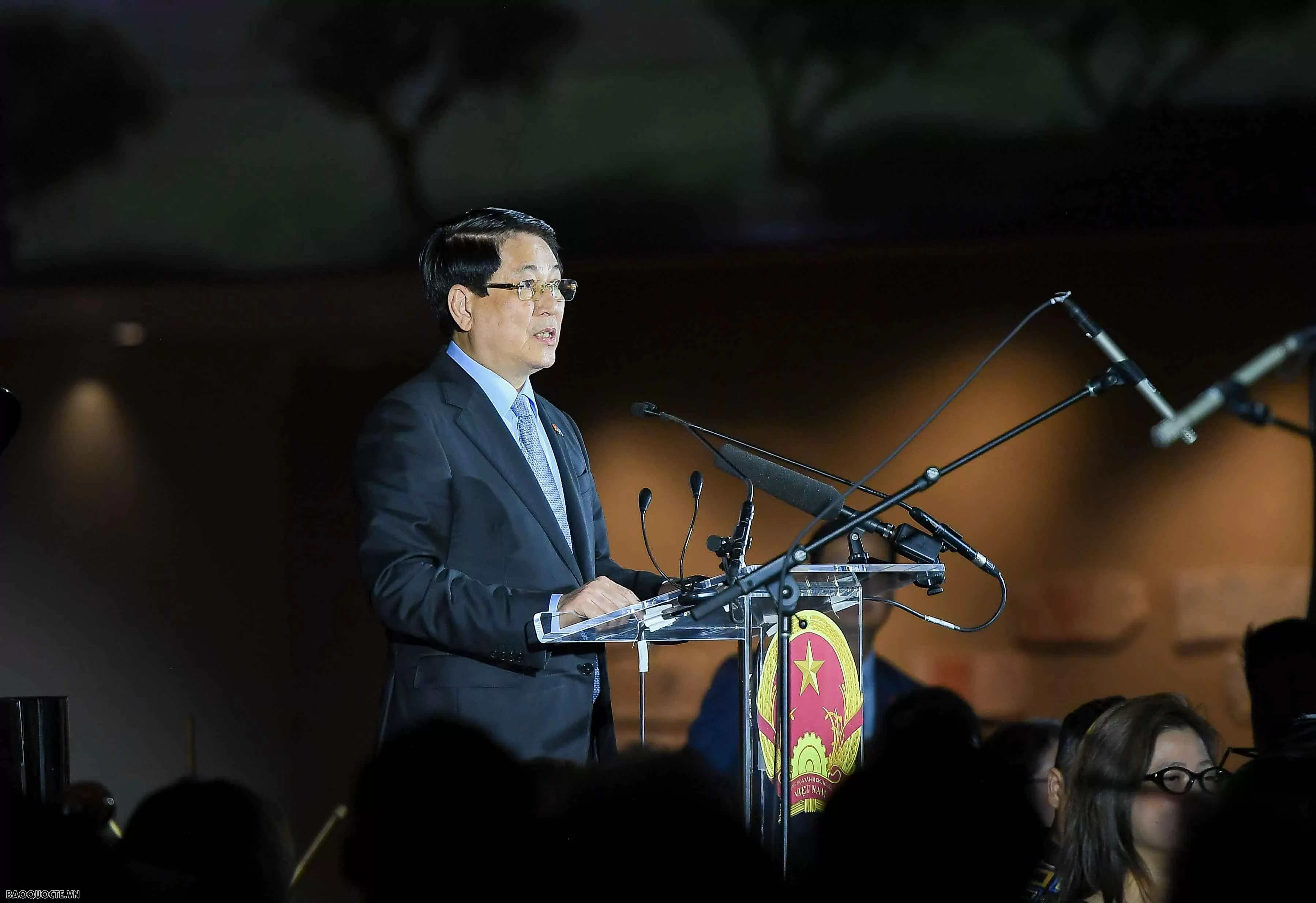 Việt Nam chung tay cùng bạn bè quốc tế kiến tạo môi trường hoà bình, ổn định và phát triển bền vững Việt Nam chung tay cùng bạn bè quốc tế kiến tạo môi trường hoà bình, ổn định và phát triển bền vững