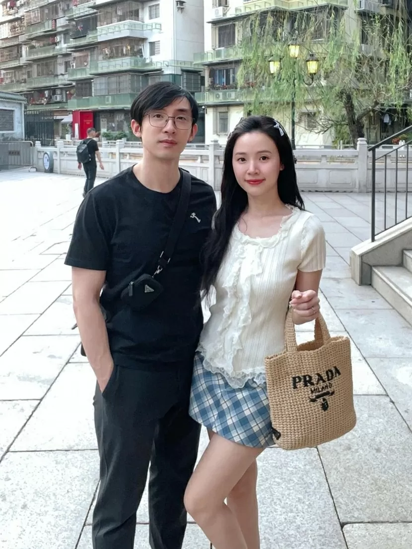 thời trang diễn viên Midu