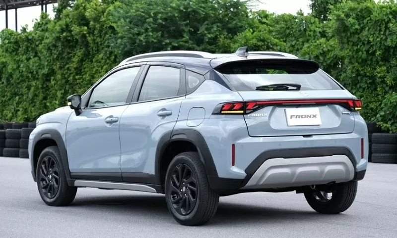 Suzuki Fronx được phân phối với hai tùy chọn động cơ. Suzuki Fronx được phân phối với hai tùy chọn động cơ.