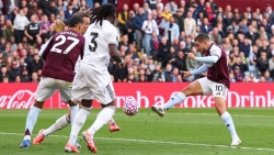 Aston Villa giành chiến thắng đầu tiên ở Ngoại hạng Anh 2025/26